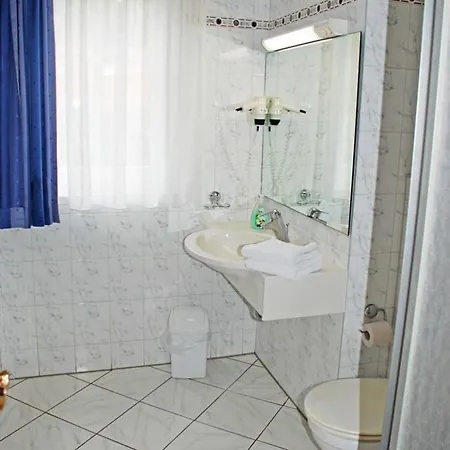 Deb 021 In Auf Rue Отель Юлиусрух